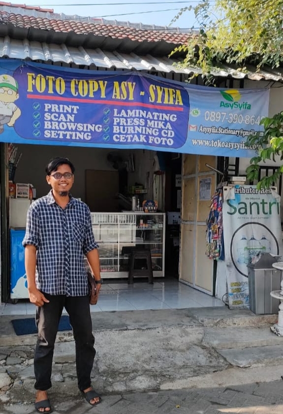 Asy-Syifa Tailor: Jalan Flores, Cilacap yang Menyimpan Cerita
